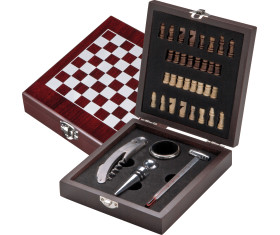 Chess wine set San Gimignano